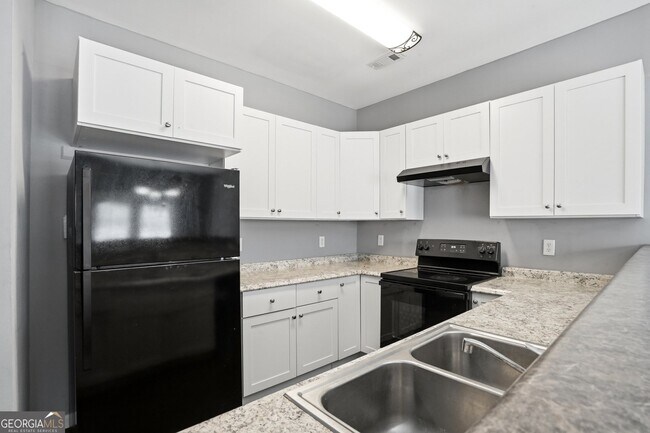 Building Photo - 5497 Festival Ave