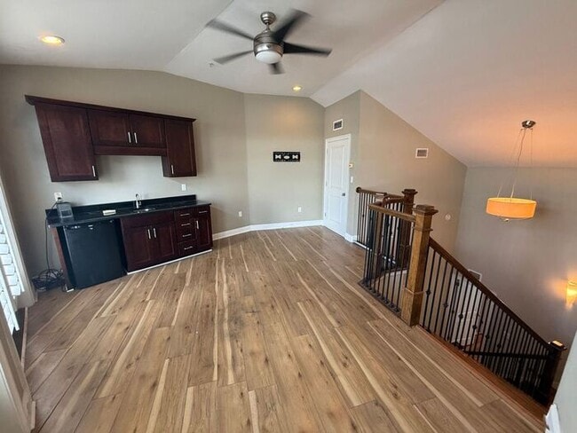 Building Photo - Navarre - Hidden Bay Village - 3 bedroom, 3 bathroom - Waterfront Townhome