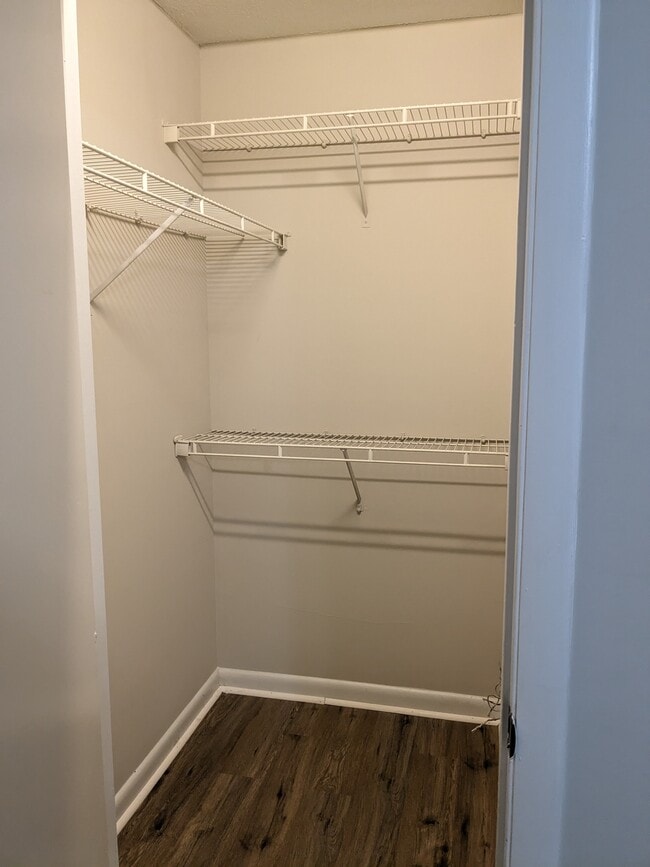 Building Photo - 1241 University Ct