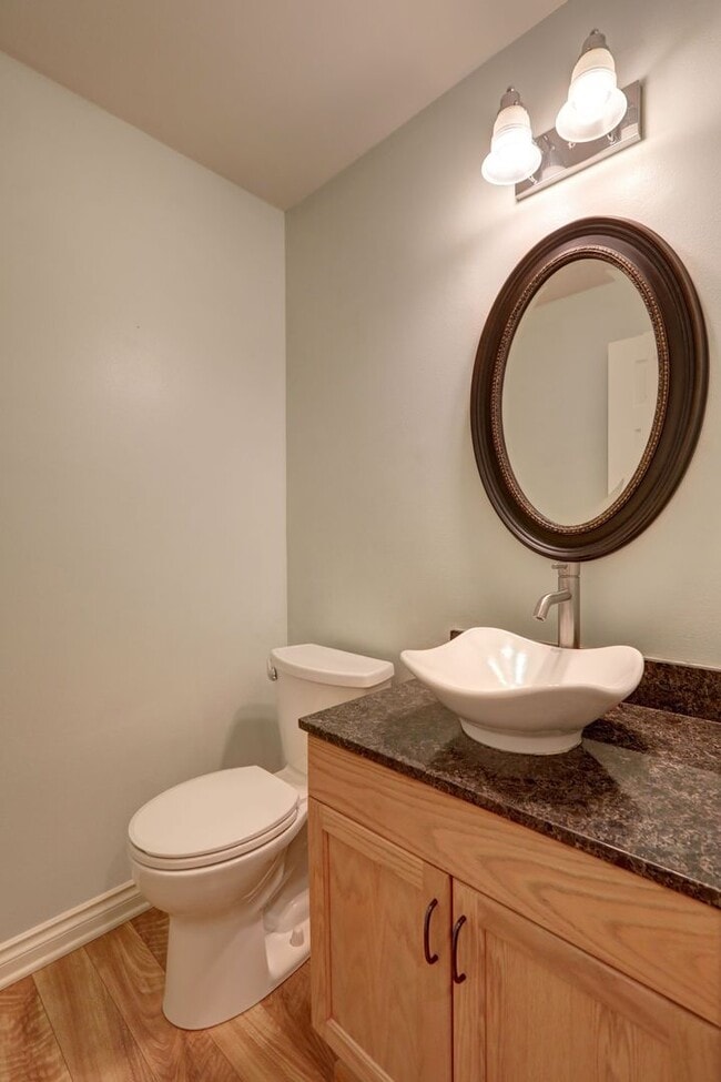 Building Photo - Beautiful 3bd, 2.5ba Home in Klahanie Avai...