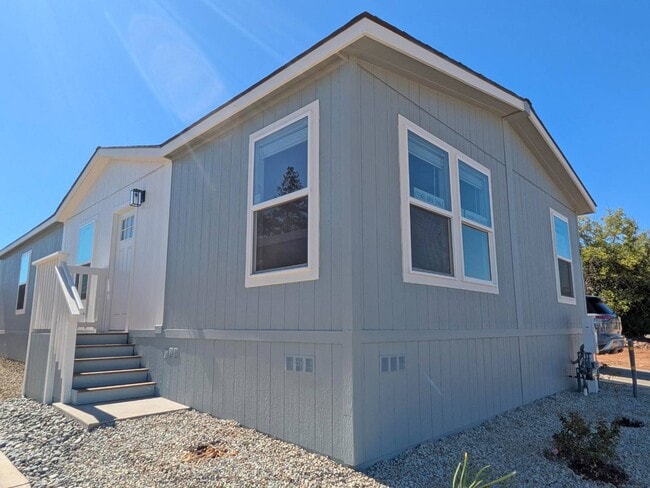 Building Photo - 6656 Pentz Rd