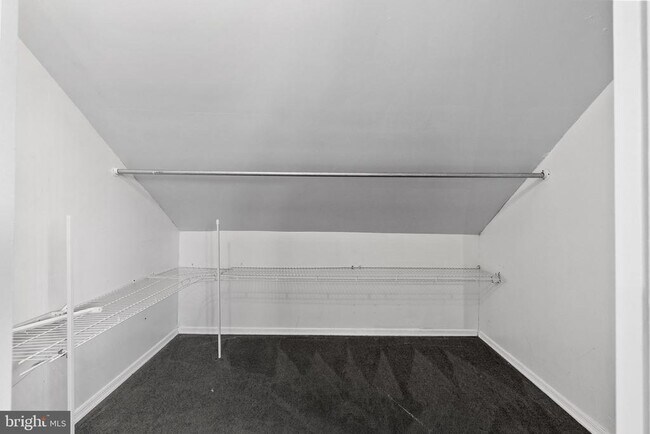 Building Photo - 2673 Jean Dr