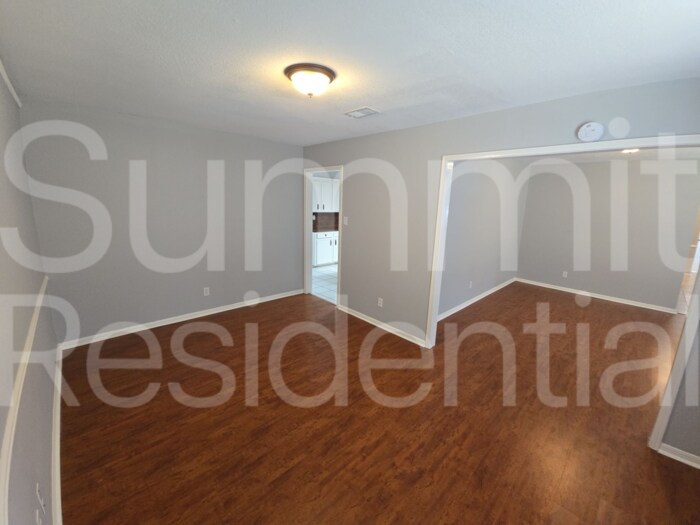 Building Photo - 5223 Brownlee Ln