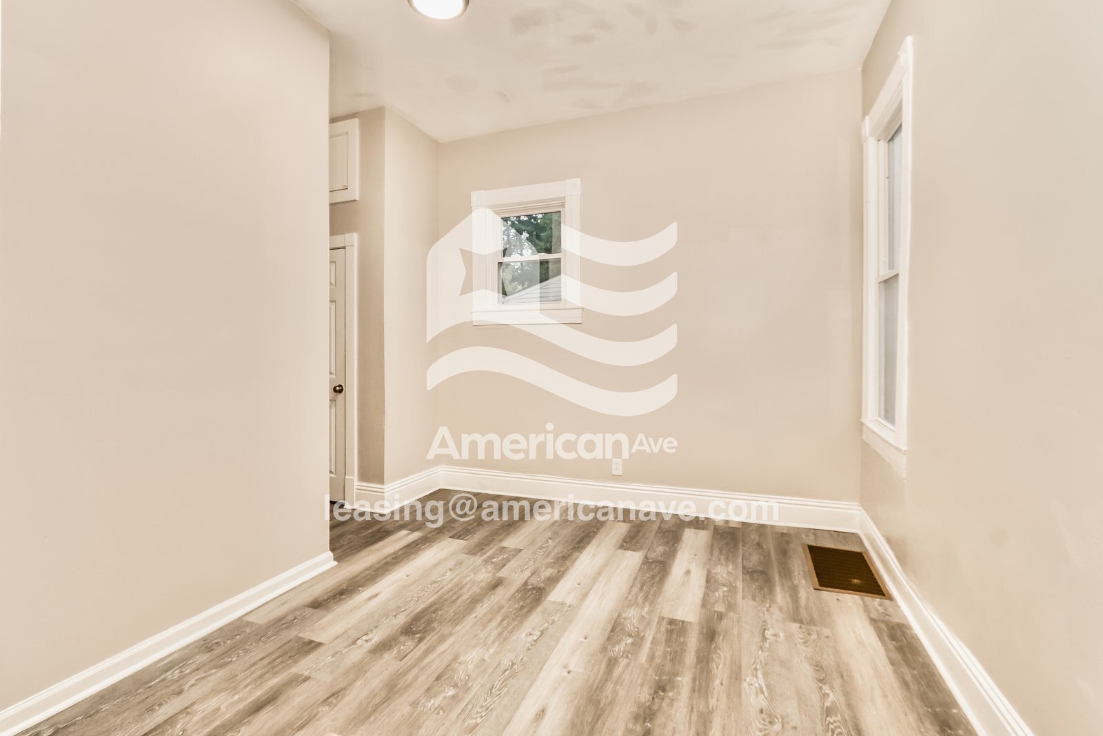 Building Photo - 803 S 33rd St