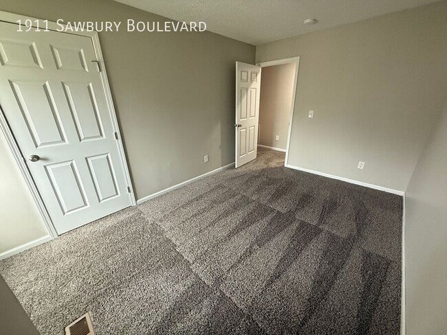 Building Photo - 1911 Sawbury Blvd