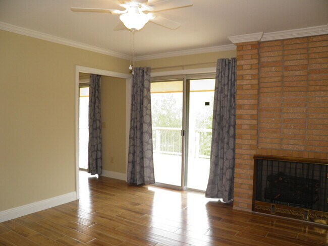 Building Photo - 632 Gap Creek Dr