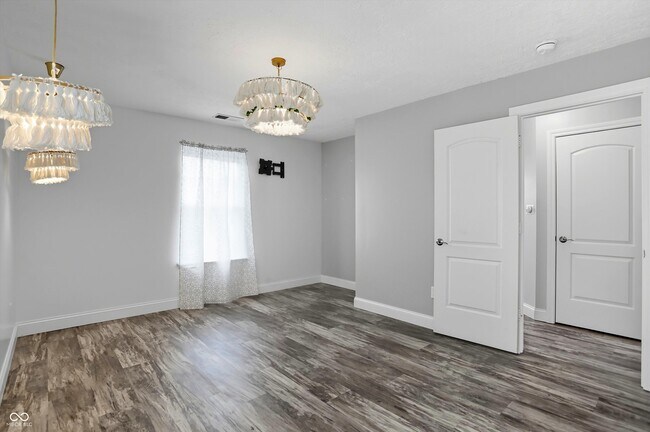 Building Photo - 12438 Hawks Landing Dr