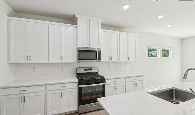 Building Photo - 1208 Whitespire Wy