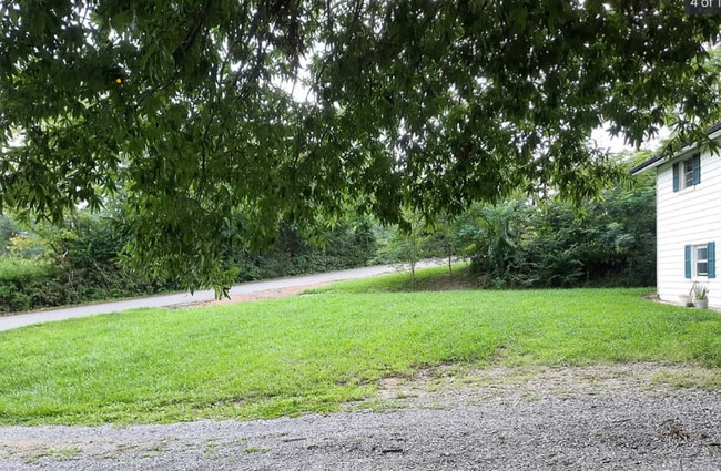 Building Photo - 1244 Rhyne Camp Rd