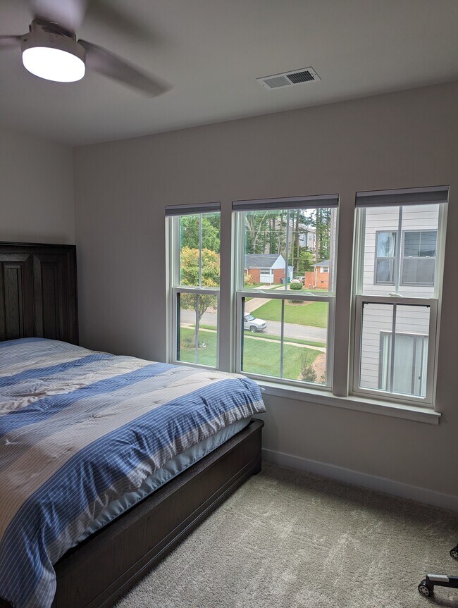 Building Photo - 1114 Gleason Way