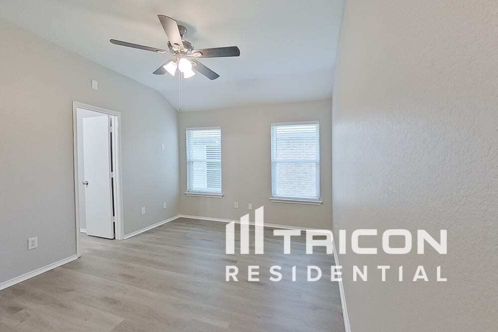 Building Photo - 755 Catalina Dr