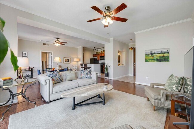 Building Photo - 4515 Briar Hollow Pl