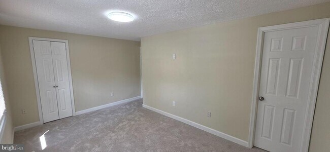 Building Photo - 13527 Duhart Rd