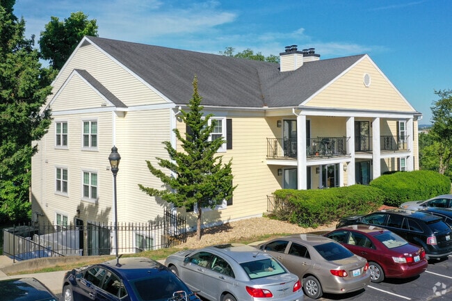 Building Photo - Fitzroy Louisville