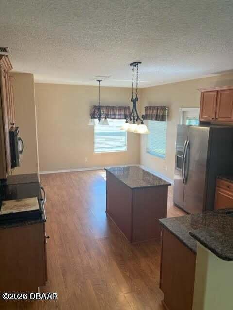 Building Photo - 11 Canterbury Woods