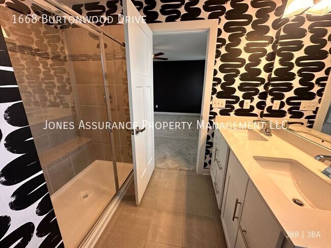 Building Photo - 1668 Burtonwood Dr
