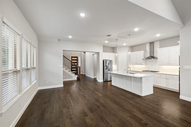 Building Photo - 13313 Rembrandt Dr