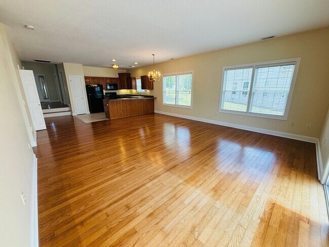 Building Photo - 1733 Lions Dr NW