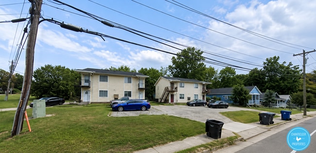 Building Photo - 1501 Chapel Hill Rd