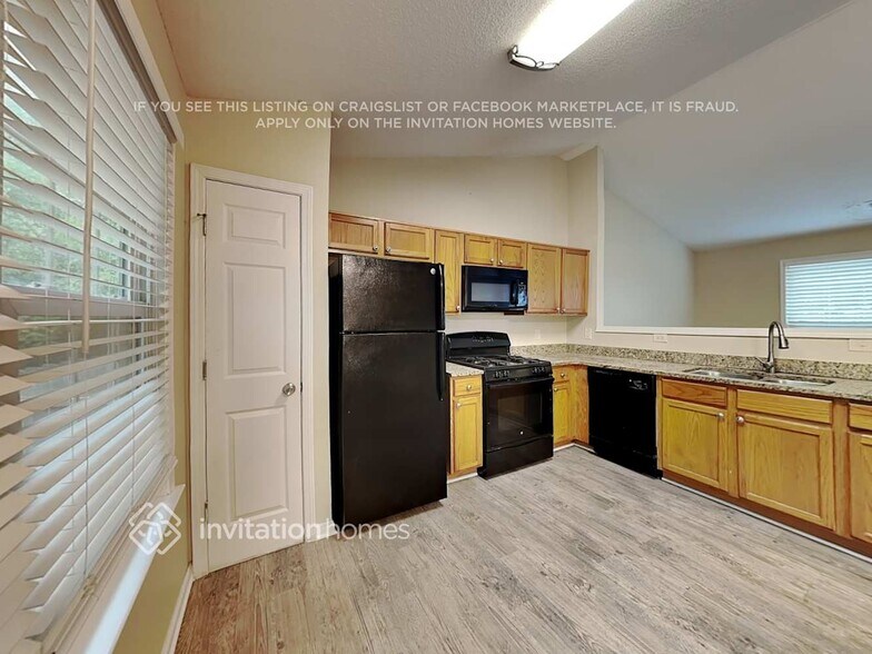 Building Photo - 3706 Heyford Ct