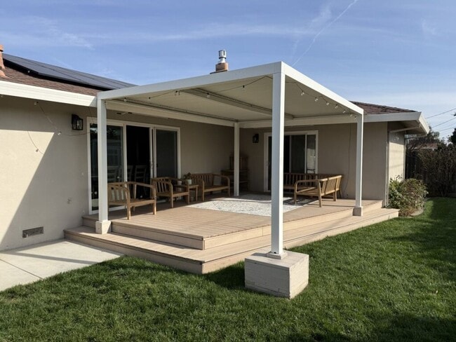 Building Photo - Stylish 3 Bedroom home in North Yuba City