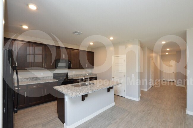 Building Photo - 367 E Kona Dr