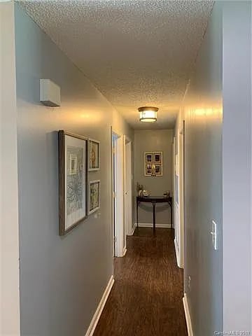 Building Photo - 206 Ross Ct