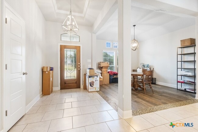 Building Photo - 105 Grand View