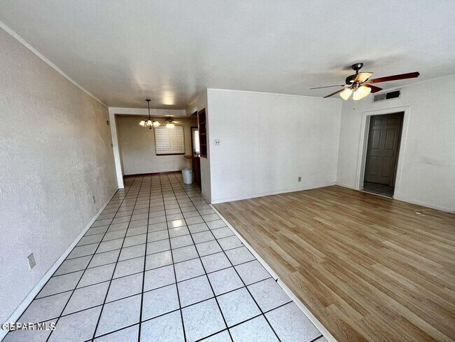 Building Photo - 7051 Becky Ln