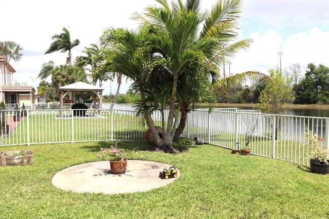 Building Photo - 3221 SW 173rd Terrace