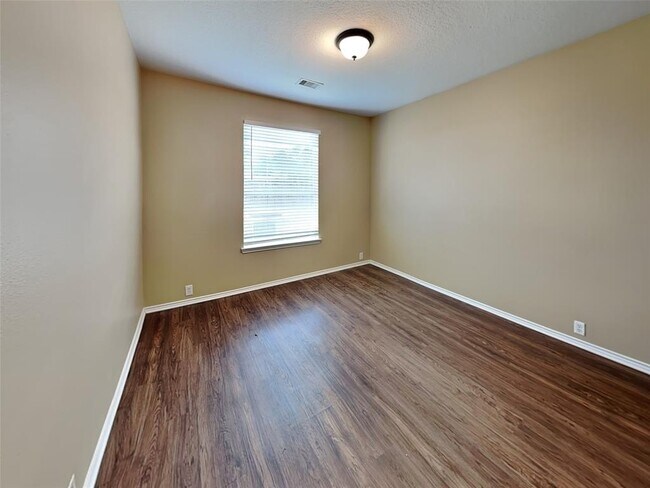 Building Photo - 2914 Acacia Fair Ln
