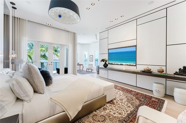 Building Photo - 3916 Island Estates Dr