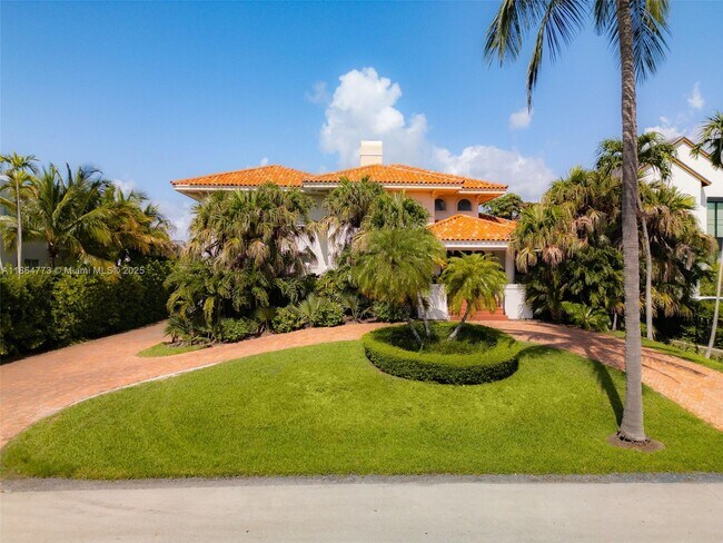 Building Photo - 6850 Sunrise Terrace
