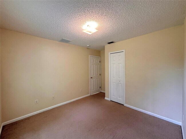 Building Photo - 89 Berkshire Ln