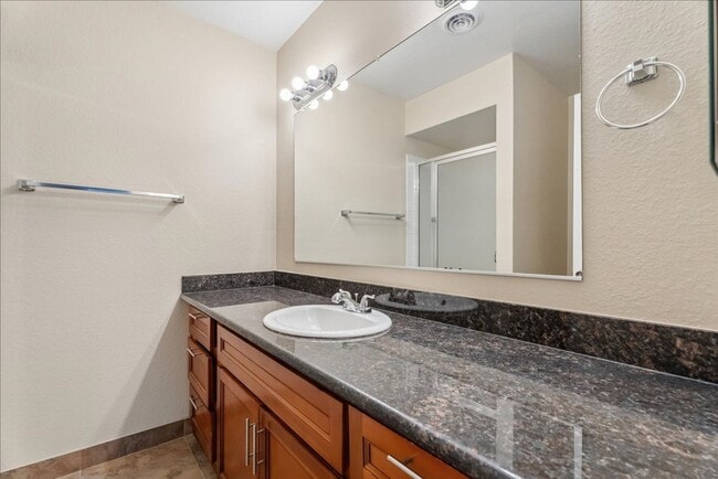 Building Photo - 2491-2491 American River Dr