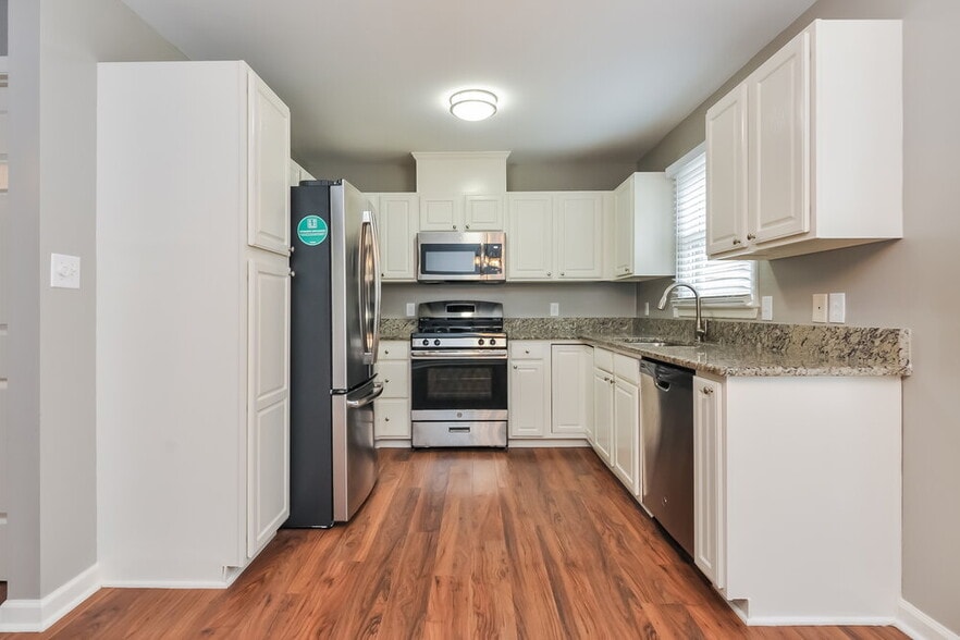 Building Photo - 1929 Deep Forest Trail