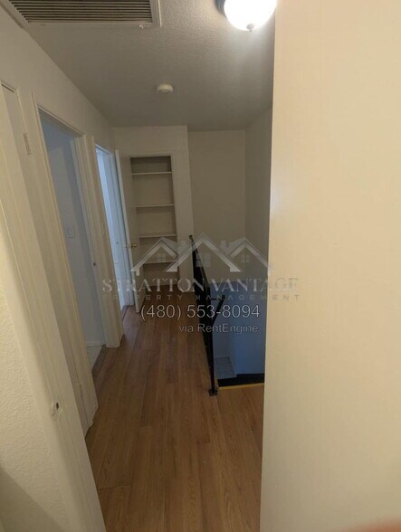 Building Photo - 545 W 16th Ave