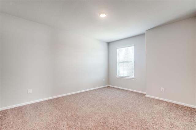 Building Photo - 936 Violet Wy