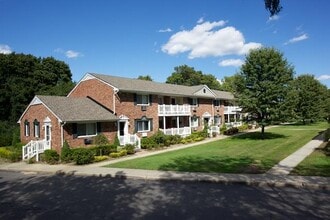 Building Photo - 16 Garfield Ave