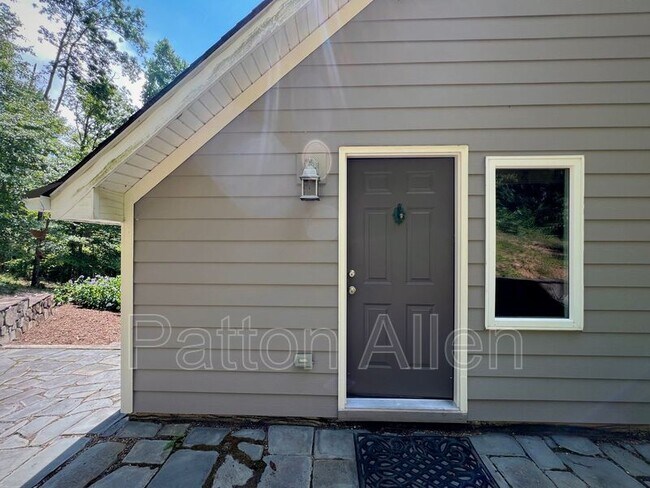 Building Photo - 69 Pink Fox Cove Rd