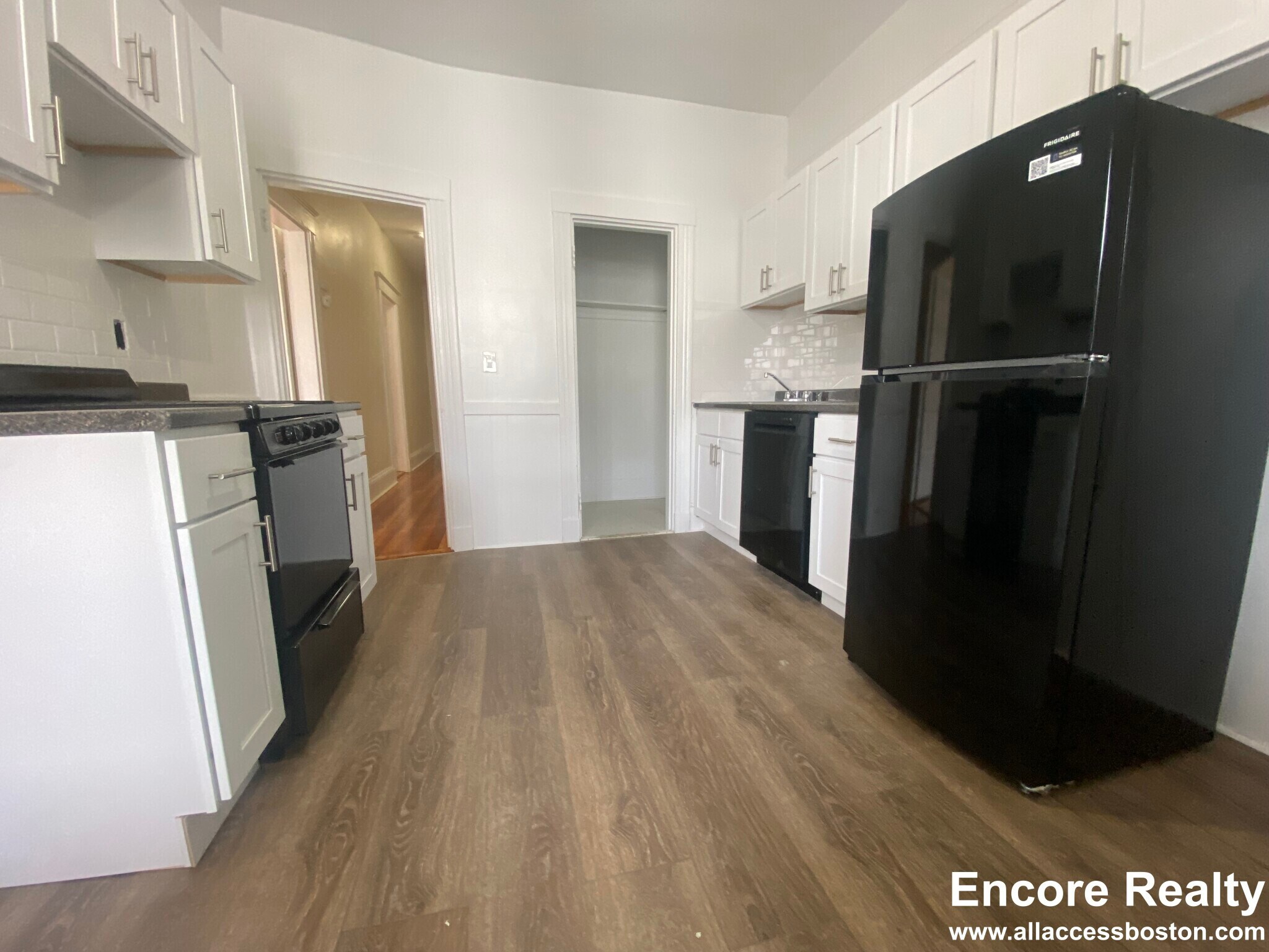 Building Photo - 1375 Commonwealth Ave