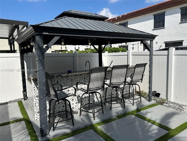 Building Photo - 10371 West 33rd Ct