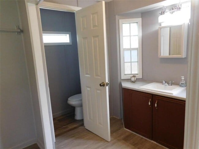 Building Photo - 416 Blueberry Ct