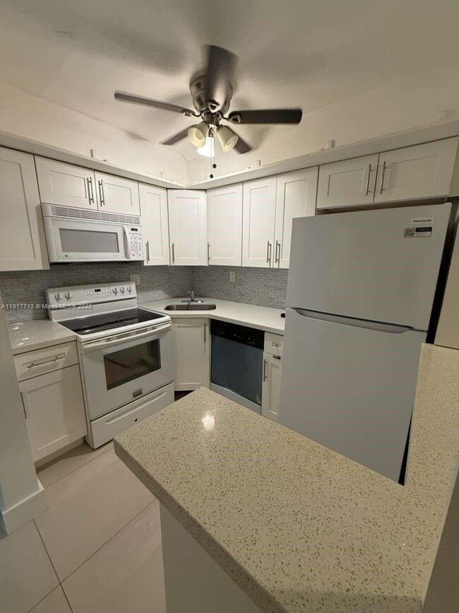 Building Photo - 6200 NE 22nd Way