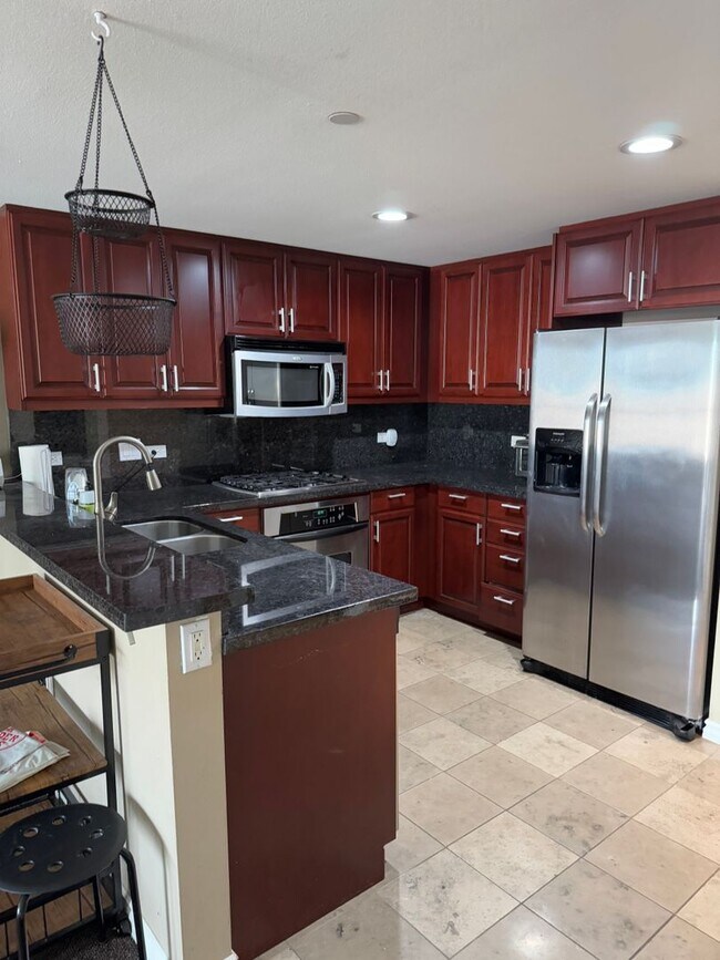 Building Photo - 1BD 1BA Condo in East Village