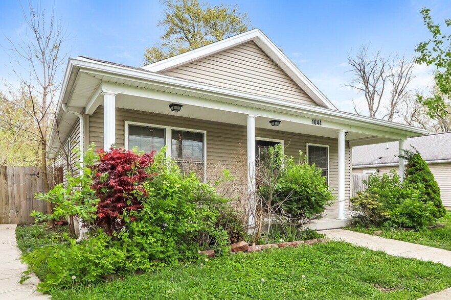 Building Photo - 1044 Avondale Ct