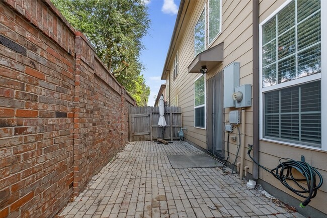 Building Photo - 1314 Glenwood Canyon Ln