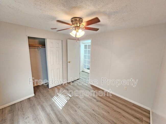 Building Photo - 1230 Windy Ln