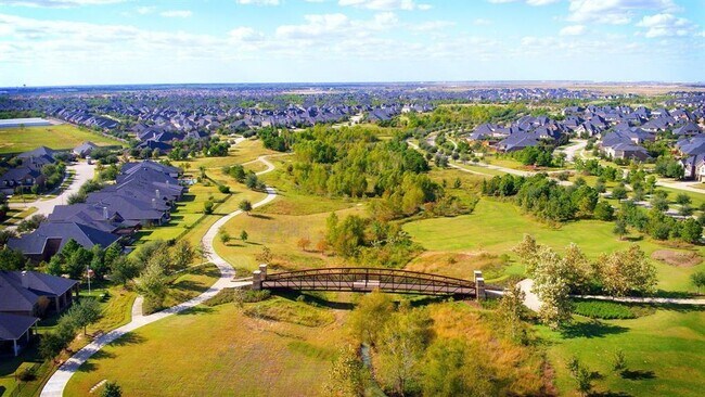 Building Photo - 27926 Barberry Banks Ln