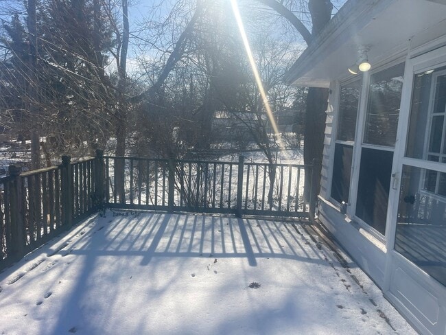 Building Photo - 3303 Greenwood Ave